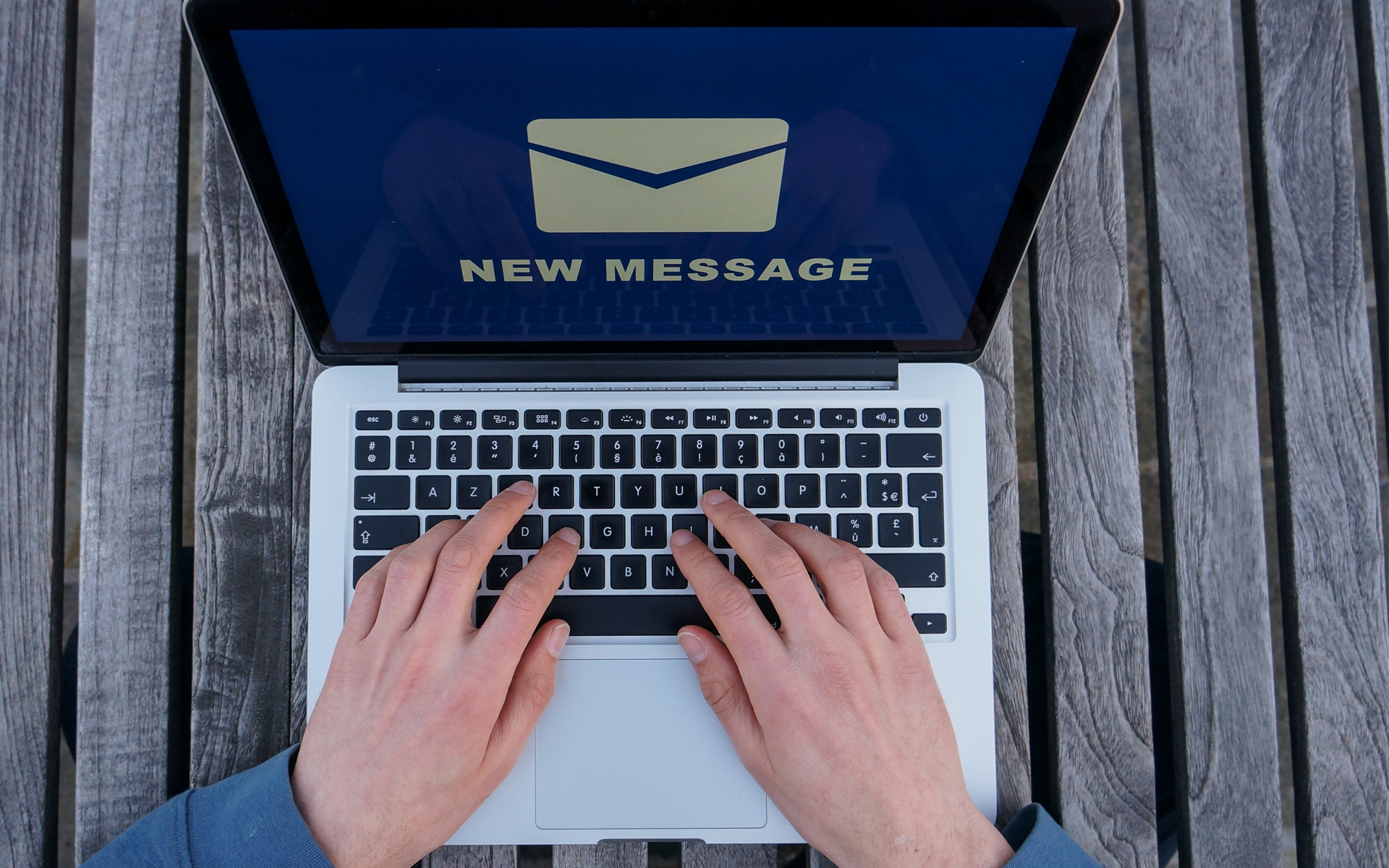 E-Mail